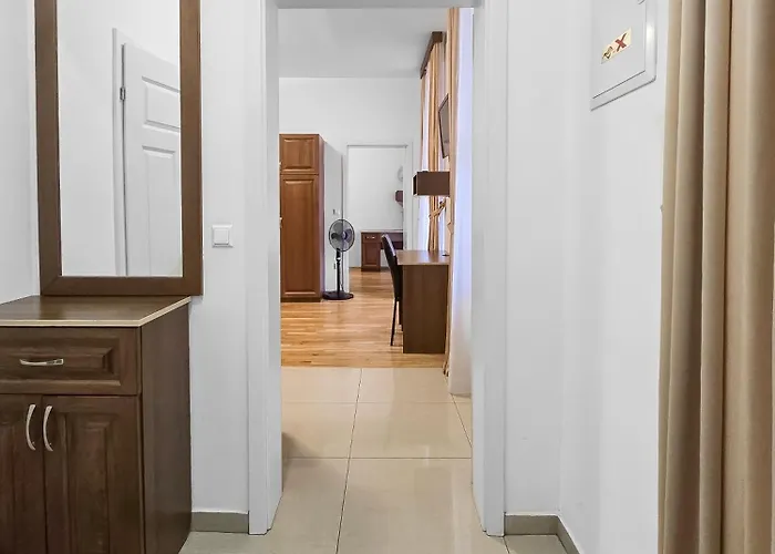 Two-bedroom Balcony Retreat For 4 Near Millennium Tower Apartment